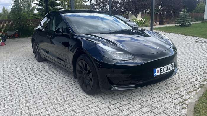 Tesla Model 3, 82 кВт·ч, Седан