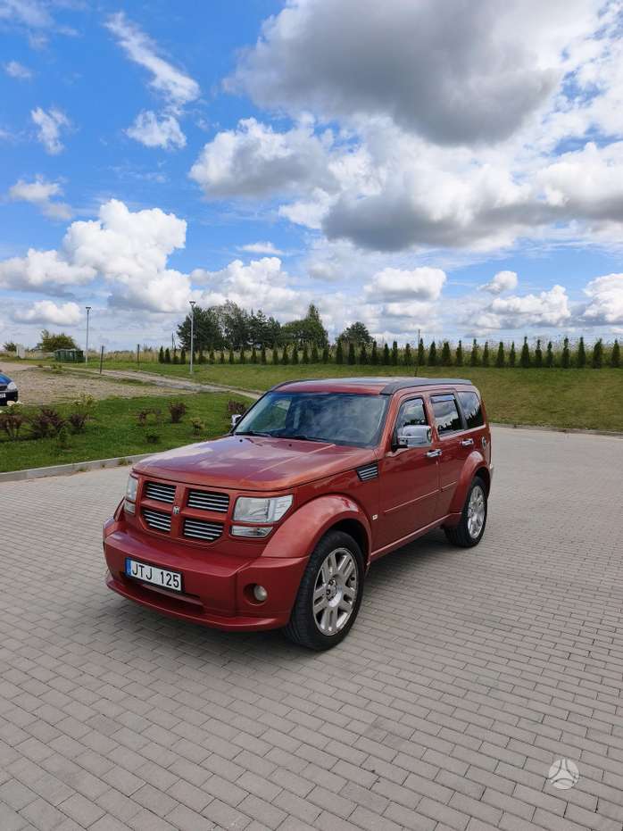 Dodge Nitro, 2.8 l., Внедорожник / Кроссовер