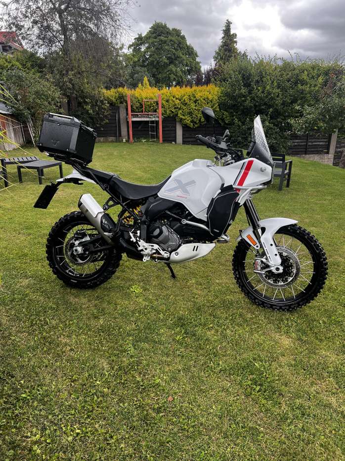 Ducati DesertX 937cc, touring / sport touring