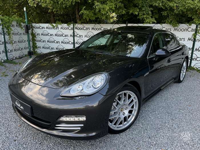 Porsche Panamera, 4.8 l., hatchback