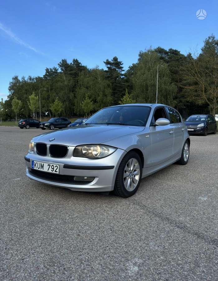 BMW 118, 2.0 l., Хэтчбек