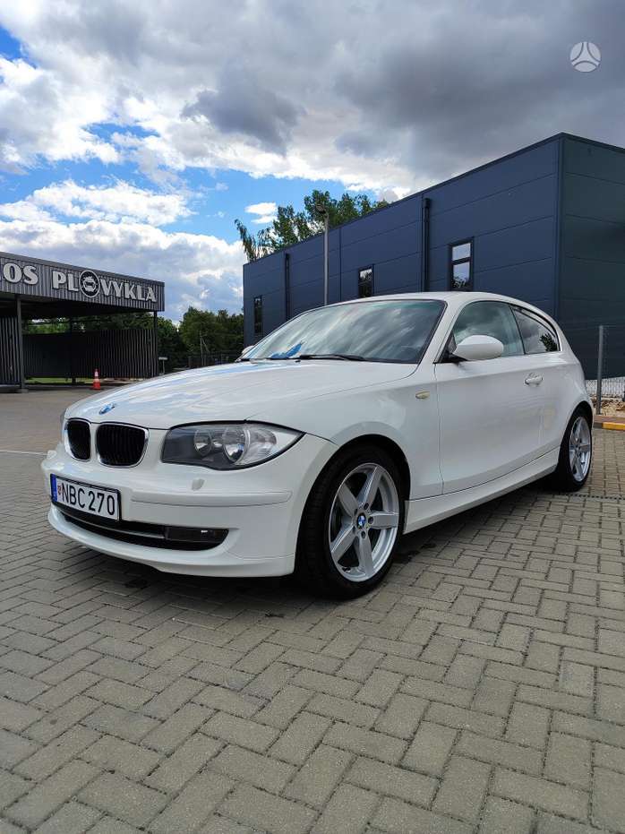 BMW 123, 2.0 l., hatchback