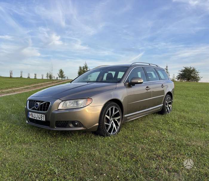 Volvo V70, 2.4 l., Универсал