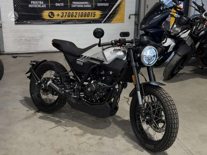 Brixton Crossfire 125 125cc, street / classic