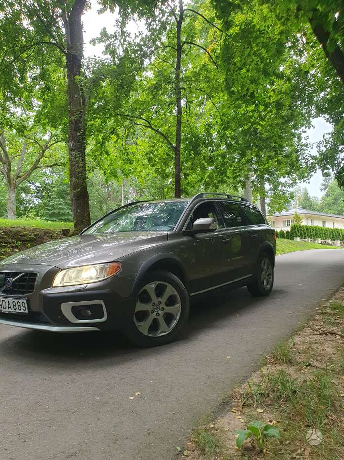 Volvo XC70, 2.4 l., Универсал
