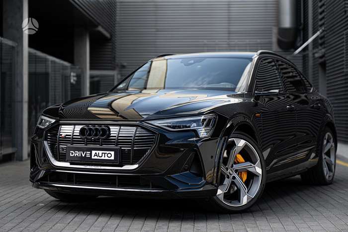 Audi e-tron S, visureigis / krosoveris