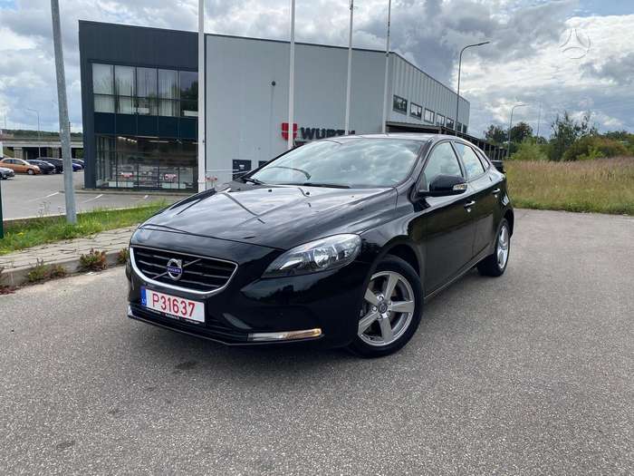 Volvo V40, 2.0 l., hatchback