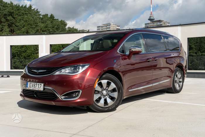 Chrysler Pacifica, 3.6 l., Минивэн