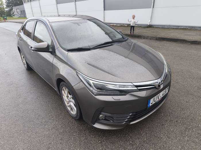Toyota Corolla, 1.4 l., Седан