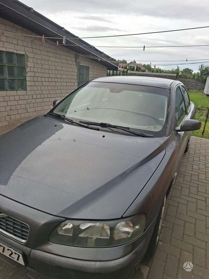 Volvo S60, 2.4 l., Седан