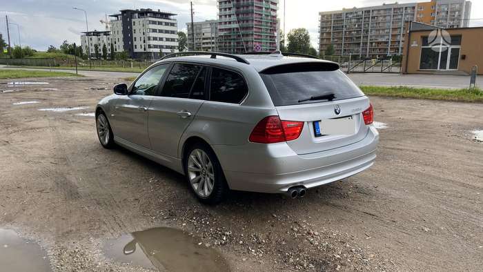 BMW 330, 3.0 l., Универсал