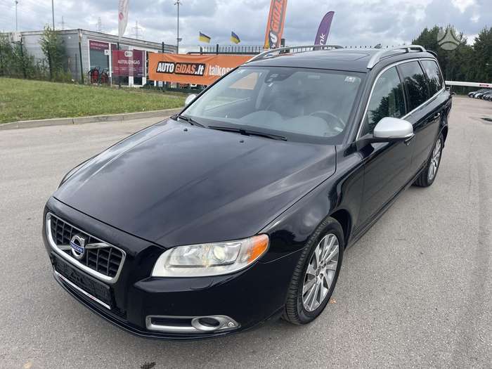 Volvo V70, 2.0 l., Универсал
