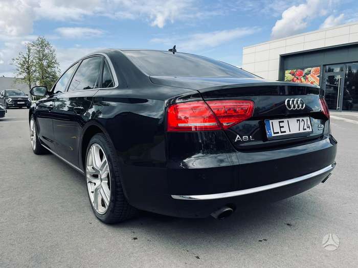 Audi A8 L, 4.2 l., Седан