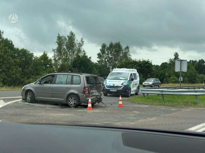 Volkswagen Touran, Универсал