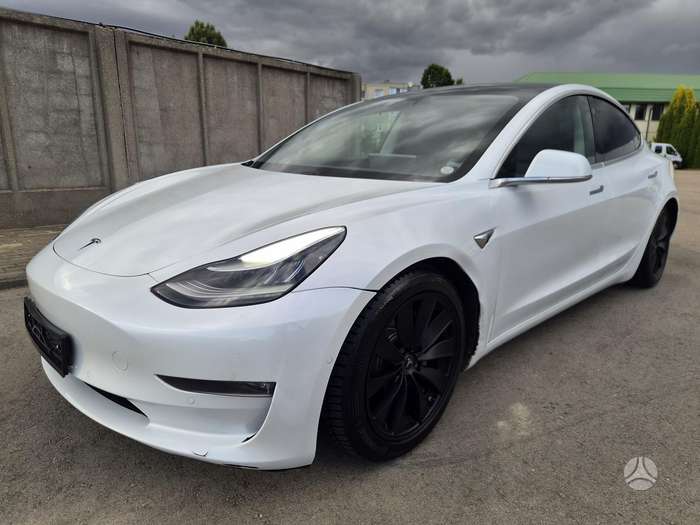 Tesla Model 3, 81 кВт·ч, Хэтчбек