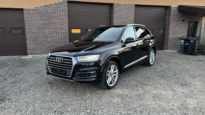 Audi Q7, 3.0 l., off-road / crossover