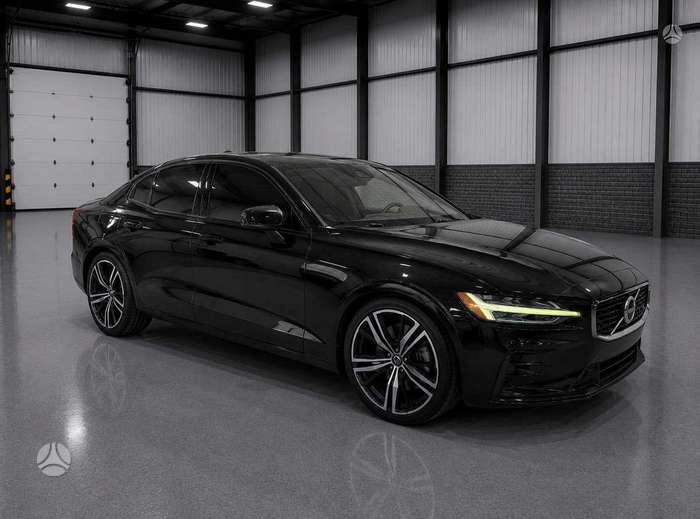 Volvo S60, 2.0 l., Седан