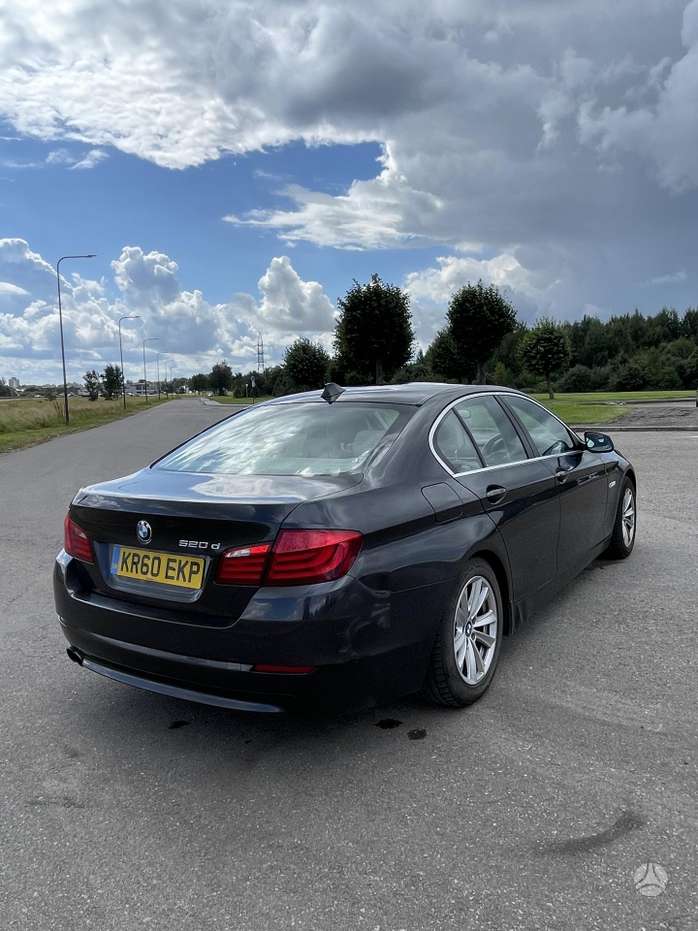 BMW 520, 2.0 l., Седан