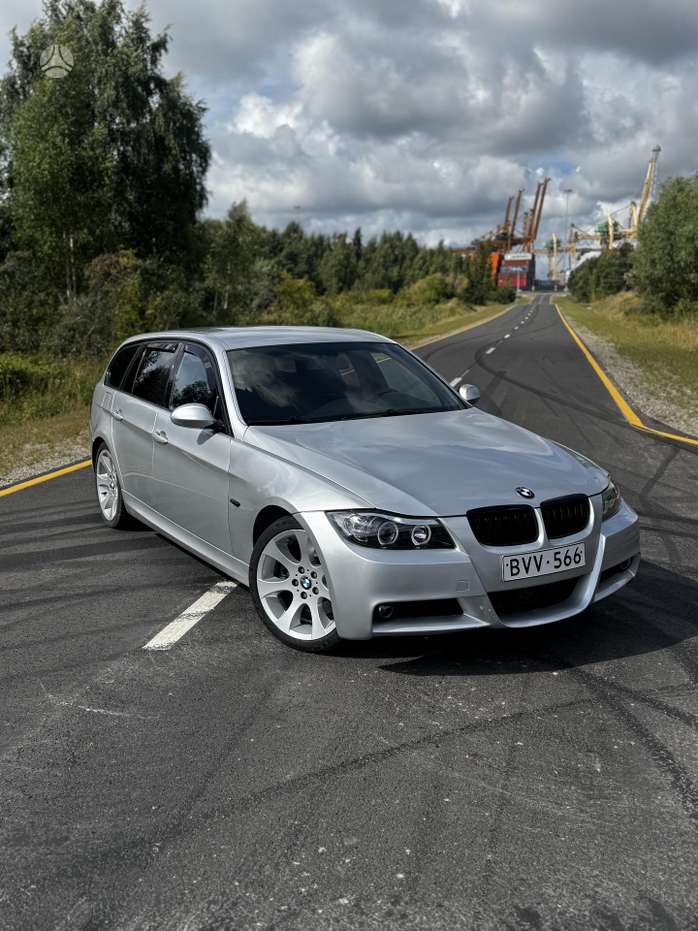 BMW 330, 3.0 l., wagon