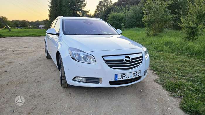 Opel Insignia, 1.4 l., Универсал
