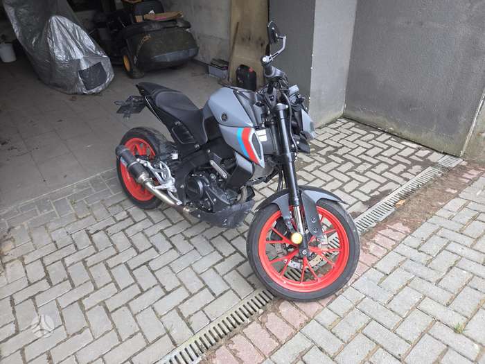 Yamaha MT 125 125cc, street / classic