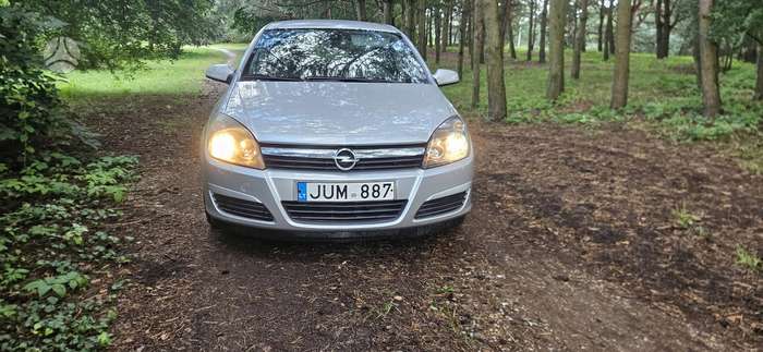 Opel Astra, 1.7 l., Хэтчбек
