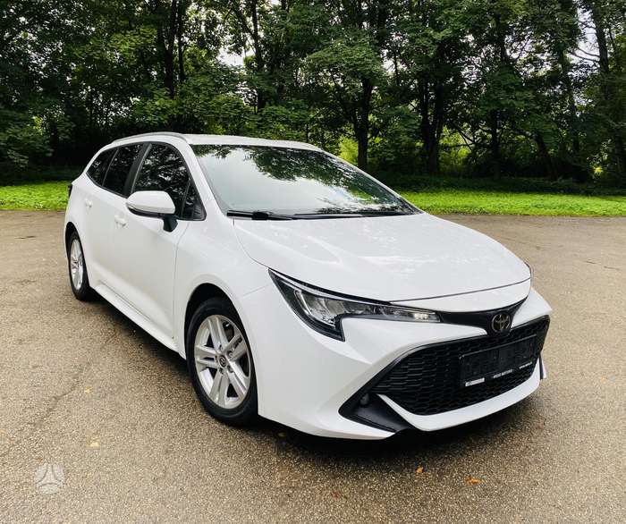 Toyota Corolla, 1.2 l., Универсал