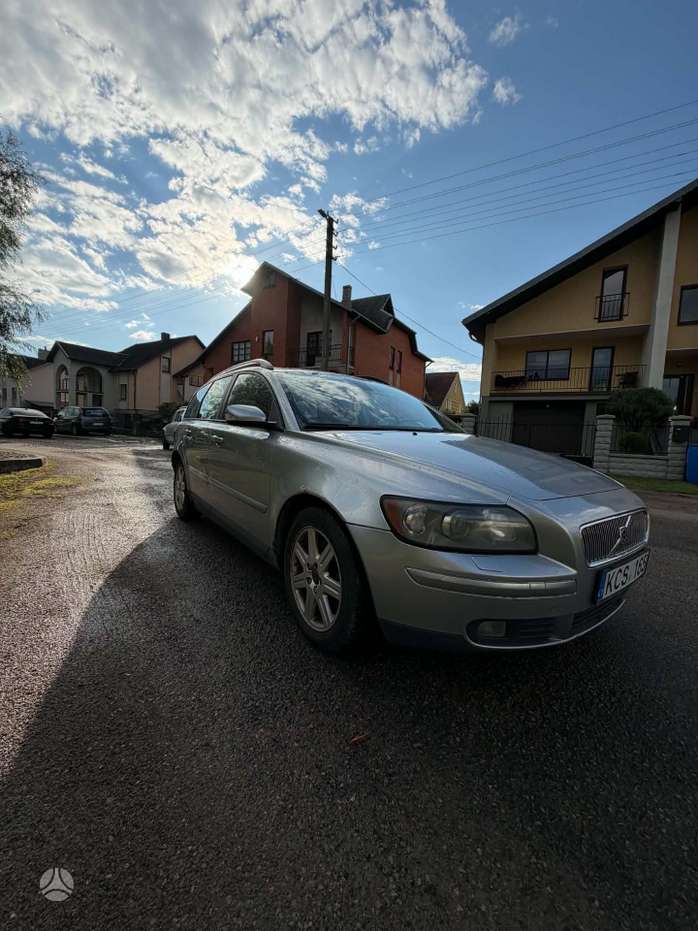 Volvo V50, 2.4 l., wagon