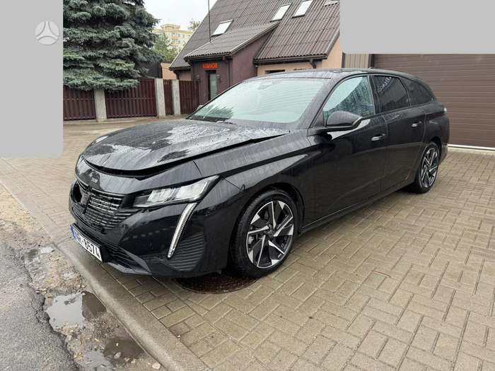 Peugeot 308, 1.2 l., Универсал