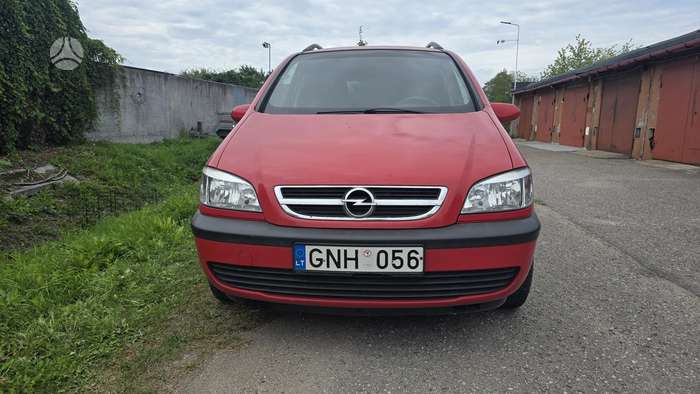 Opel Zafira, Минивэн