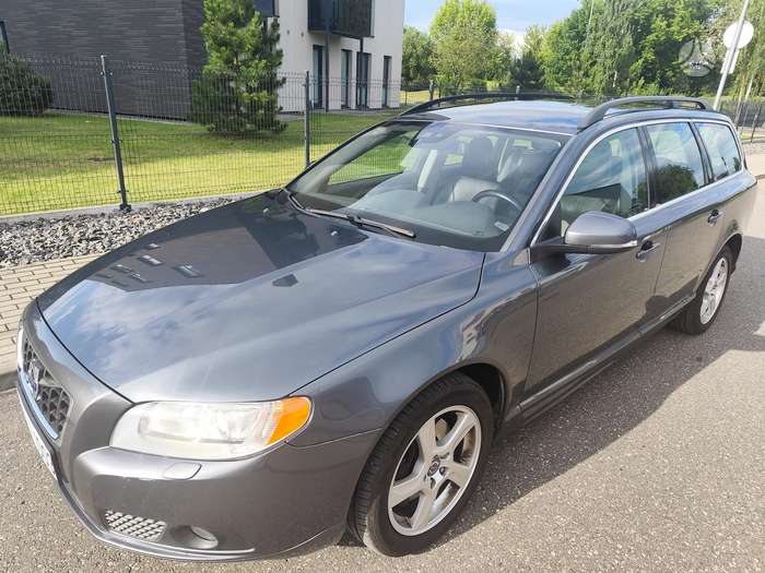 Volvo V70, 2.0 l., Универсал