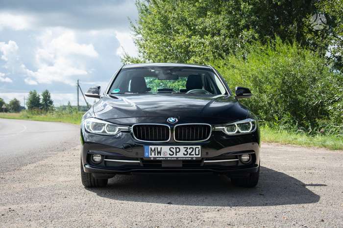 BMW 320, 2.0 l., Седан