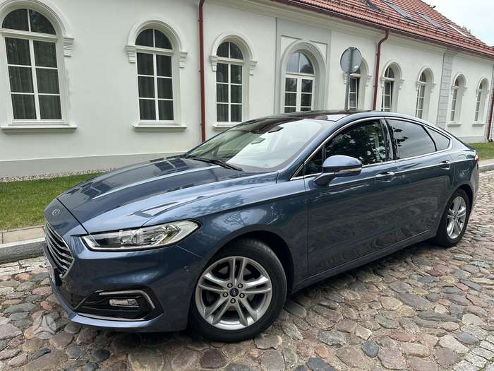 Ford Mondeo, hatchback
