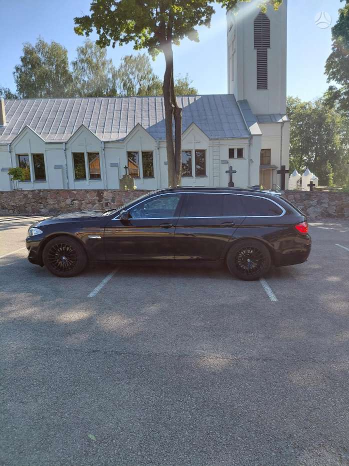 BMW 520, 2.0 l., wagon