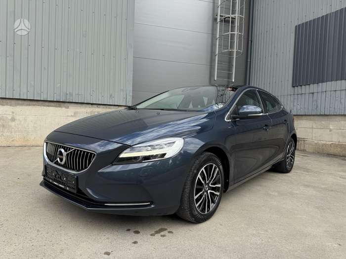 Volvo V40, 2.0 l., hatchback