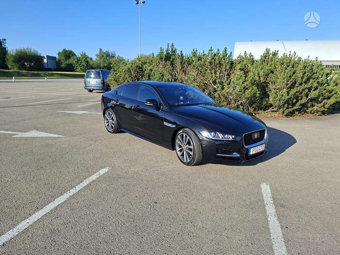 Jaguar XE, 2.0 l., Седан