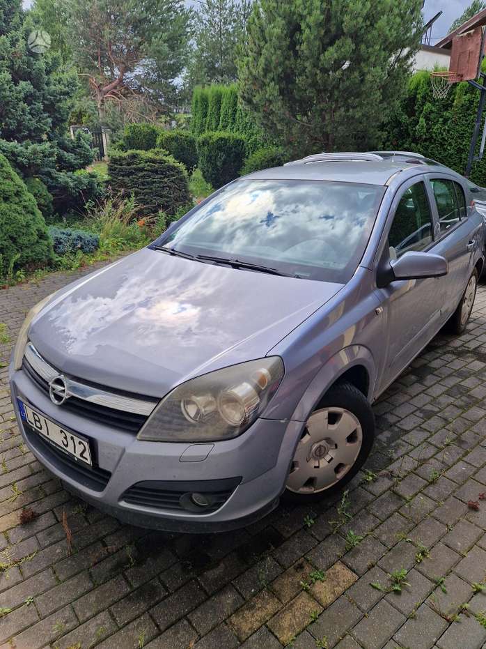 Opel Astra, 1.6 l., hatchback