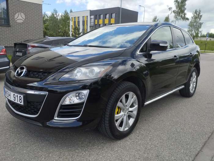 Mazda CX-7, 2.2 l., off-road / crossover