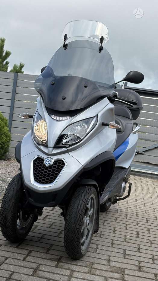 Piaggio MP3 300cc, трициклы