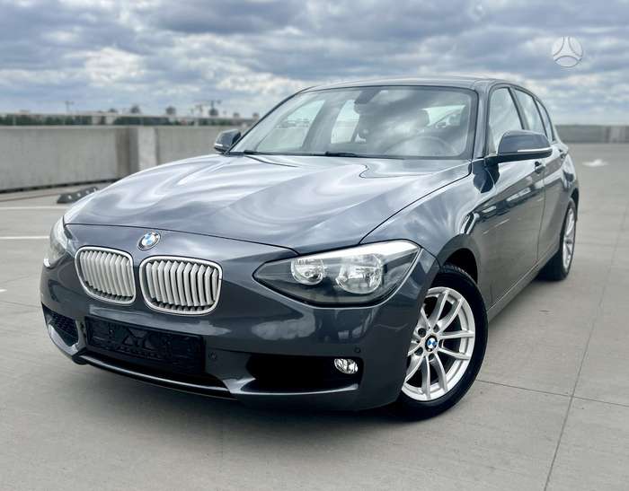 BMW 118, 2.0 l., hatchback