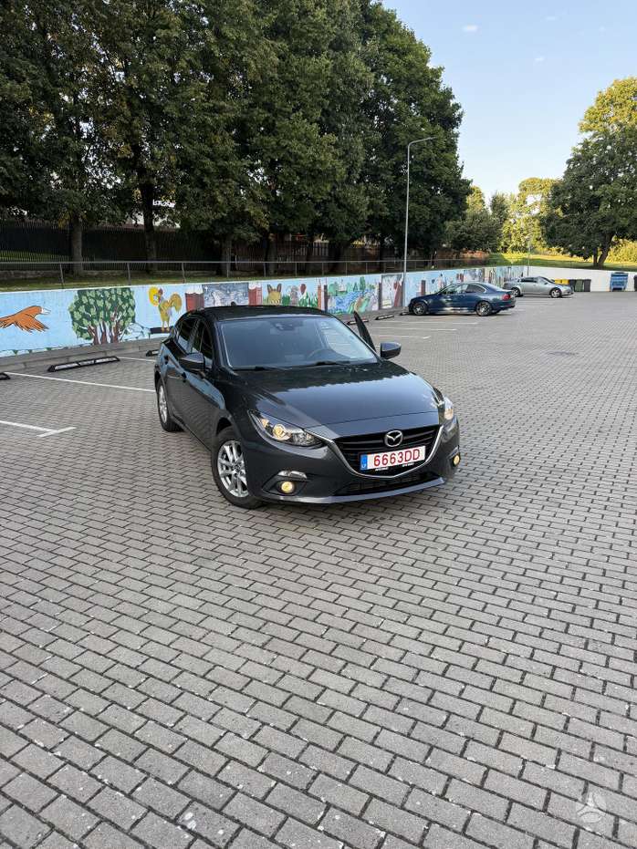 Mazda 3, 2.2 l., Хэтчбек