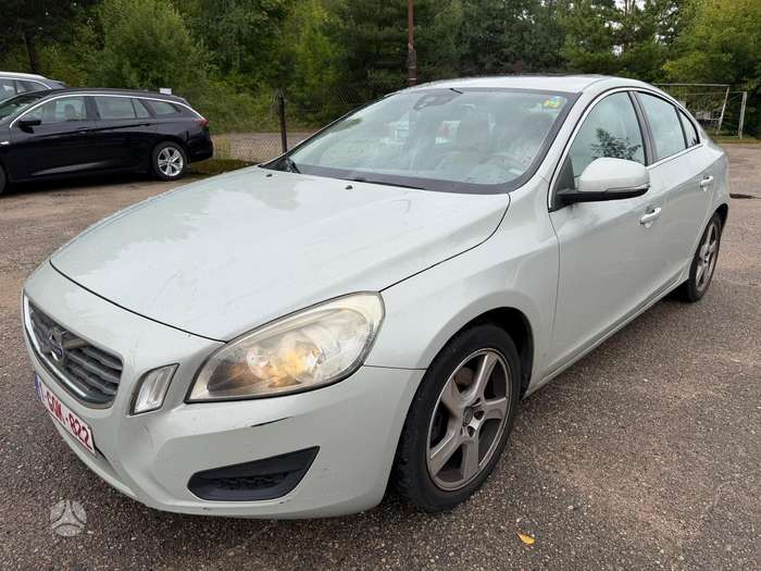 Volvo S60, 2.0 l., Седан