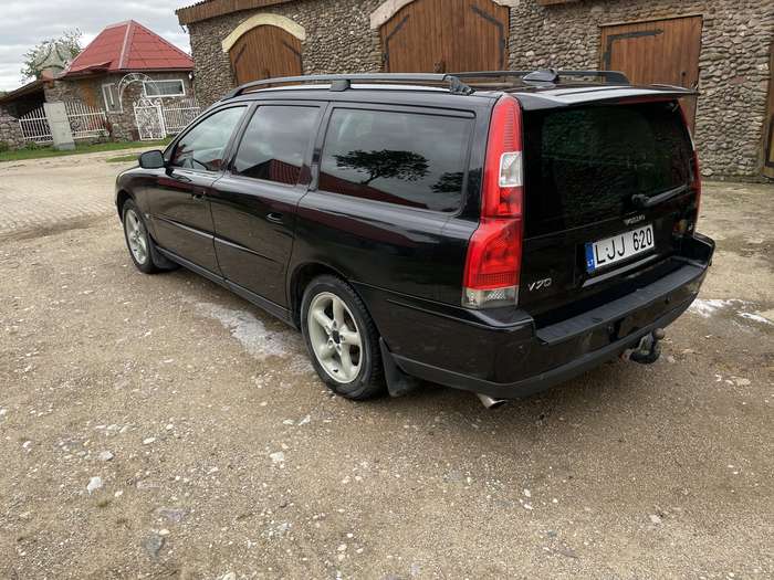 Volvo V70, 2.4 l., wagon