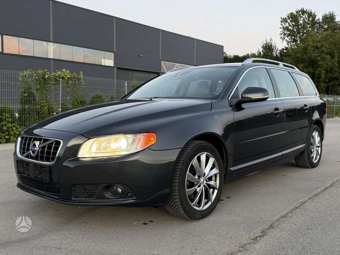 Volvo V70, 2.0 l., Универсал