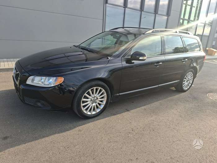 Volvo V70, 2.4 l., wagon