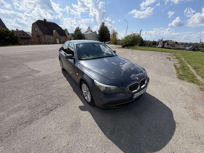 BMW 525, 3.0 l., Седан