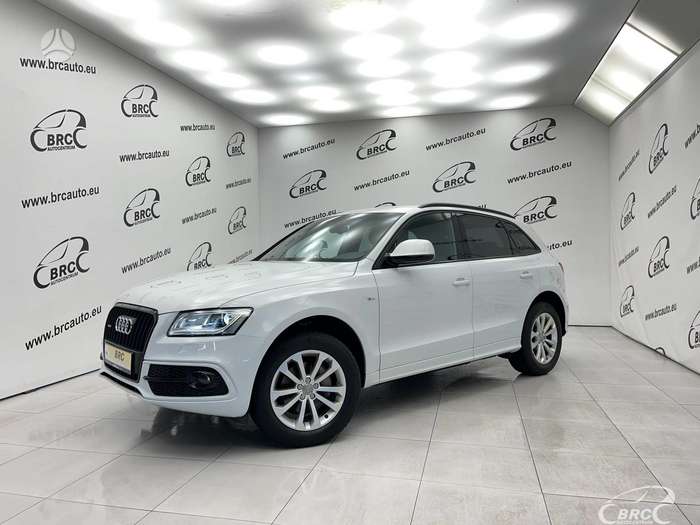 Audi Q5, 2.0 l., off-road / crossover