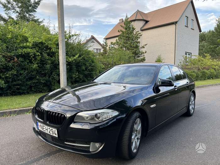 BMW 520, 2.0 l., Седан