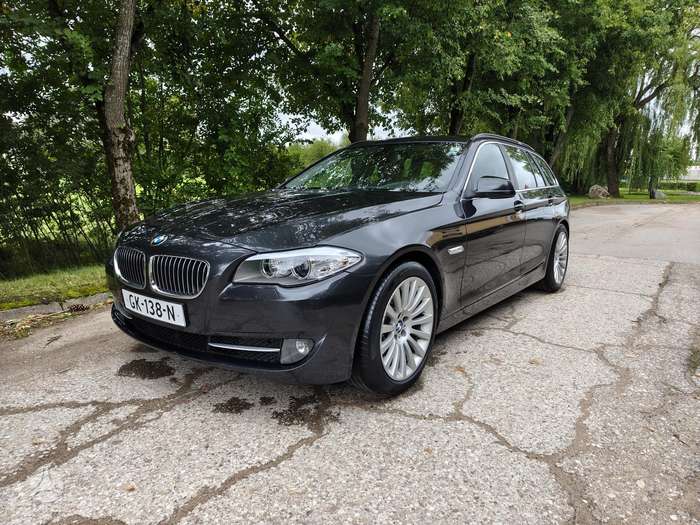BMW 520, 2.0 l., wagon