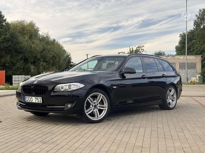 BMW 520, 2.0 l., universalas